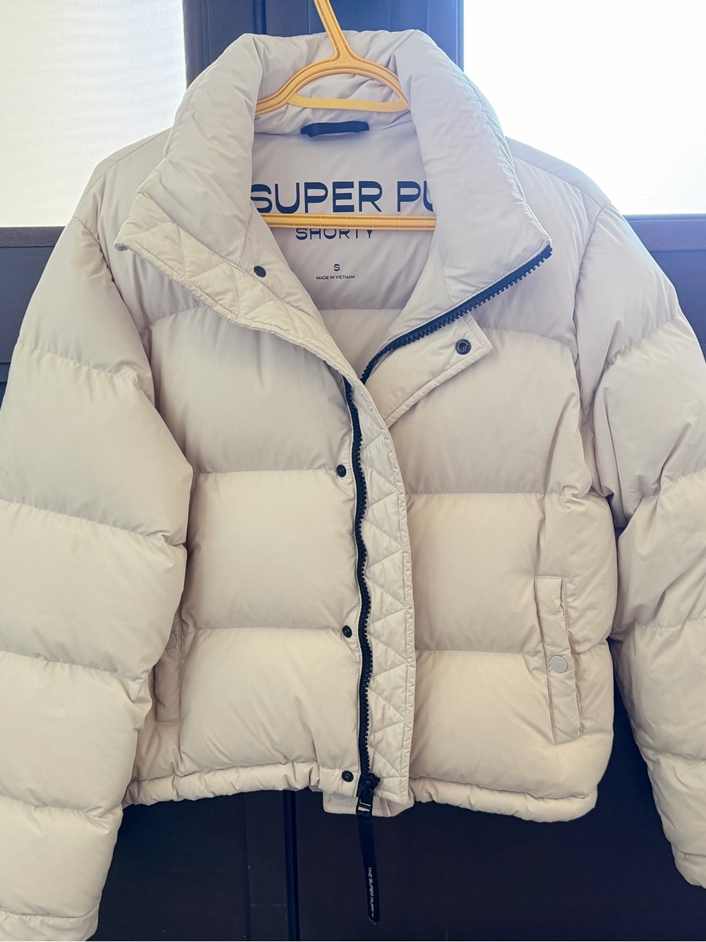Aritzia Short Super Puffer Jacket - Cream
